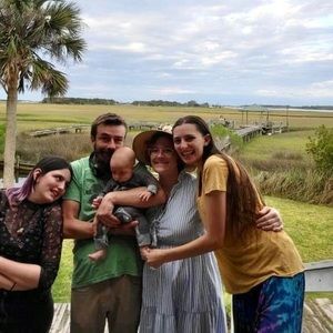 Meet your Posher, Sonia